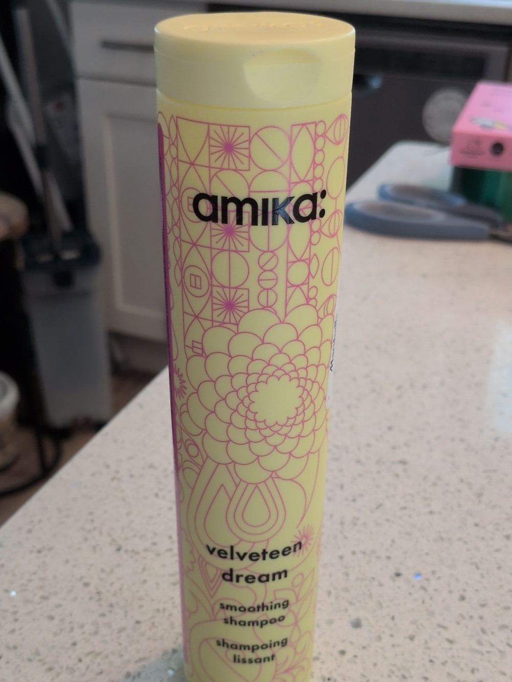 AMIKA Velveteen Dream Soothing Shampoo New